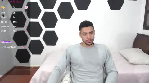 Jhors online show from 12/12/24, 04:37