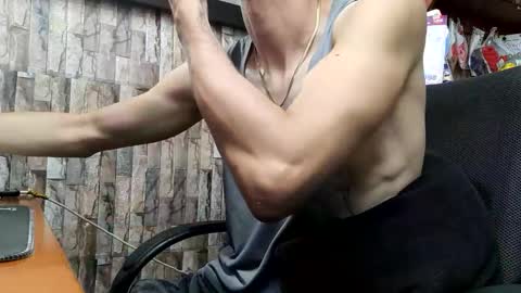 Snapshot of jhosuamoore chatting on 01/19/26, 02:43 Jhosuamoore online show from 01/19/26, 02:43