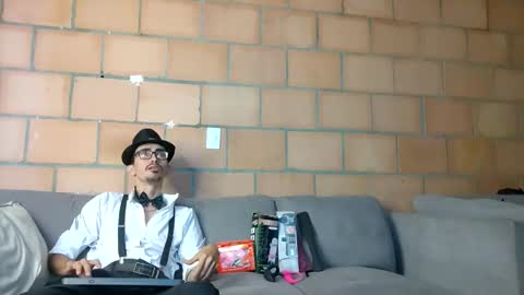 Snapshot of jhosuamoore chatting on 02/25/26, 12:37 Jhosuamoore online show from 02/25/26, 12:37