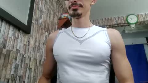 Snapshot of jhosuamoore chatting on 04/19/26, 12:48 Jhosuamoore online show from 04/19/26, 12:48