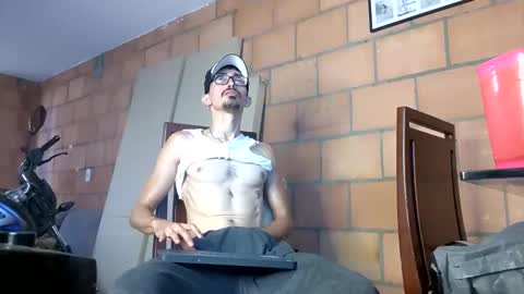 Snapshot of jhosuamoore chatting on 04/20/26, 01:58 Jhosuamoore online show from 04/20/26, 01:58