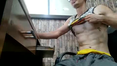 Snapshot of jhosuamoore chatting on 05/01/26, 01:48 Jhosuamoore online show from 05/01/26, 01:48