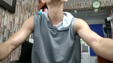 Snapshot of jhosuamoore chatting on 05/07/26, 12:10 Jhosuamoore online show from 05/07/26, 12:10