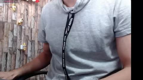 Snapshot of jhosuamoore2 chatting on 12/16/25, 07:52 jhosuamoore2 online show from 12/16/25, 07:52