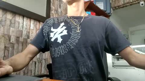 Snapshot of jhosuamoore2 chatting on 01/14/26, 09:42 jhosuamoore2 online show from 01/14/26, 09:42