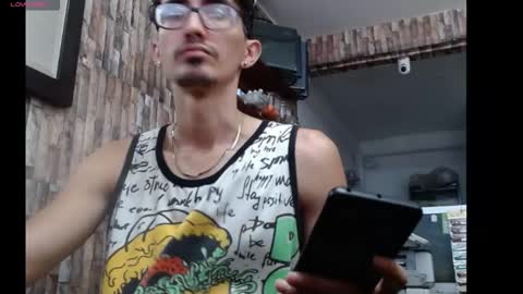 Snapshot of jhosuamoore2 chatting on 04/04/26, 01:19 jhosuamoore2 online show from 04/04/26, 01:19