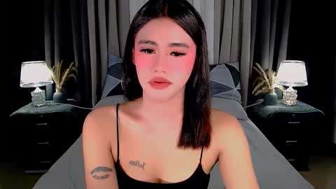 Snapshot of jhuliana_and_charles_room chatting on 09/18/25, 02:57 jhuliana_and_charles_room online show from 09/18/25, 02:57