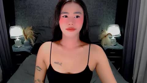 Snapshot of jhuliana_and_charles_room chatting on 02/07/26, 03:43 jhuliana_and_charles_room online show from 02/07/26, 03:43