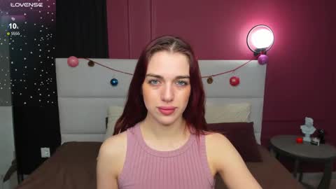 Snapshot of jill_smith chatting on 12/18/25, 01:22 Jill 3 online show from 12/18/25, 01:22