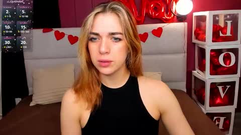 Snapshot of jill_smith chatting on 03/06/26, 01:46 Jill 3 online show from 03/06/26, 01:46