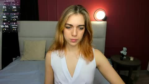 Snapshot of jill_smith chatting on 04/06/26, 01:36 Jill 3 online show from 04/06/26, 01:36