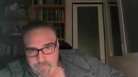 Snapshot of jim_dick chatting on 12/21/25, 11:12 Jim Dick online show from 12/21/25, 11:12