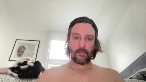 Snapshot of jimboo400 chatting on 02/17/25, 03:42 jimboo400 online show from 02/17/25, 03:42