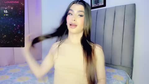 Snapshot of jimenna__ chatting on 01/31/25, 03:30 jimenna online show from 01/31/25, 03:30