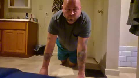 Snapshot of jiminowell chatting on 09/27/25, 10:09 jiminowell online show from 09/27/25, 10:09