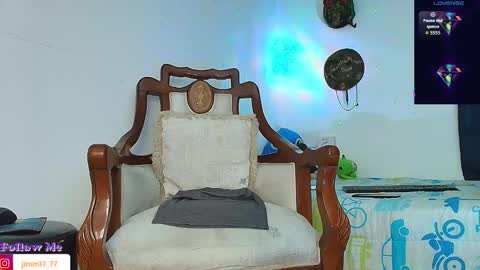 Jimm  Independent Model  online show from 10/05/25, 10:18