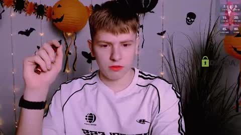 Snapshot of jimmie_hot chatting on 10/22/25, 09:09 your dream online show from 10/22/25, 09:09