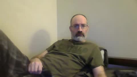 Snapshot of jimmielove2046 chatting on 01/12/25, 06:28 jimmielove2046 online show from 01/12/25, 06:28