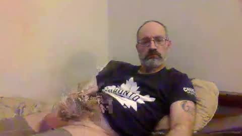 Snapshot of jimmielove2046 chatting on 01/28/25, 04:50 jimmielove2046 online show from 01/28/25, 04:50