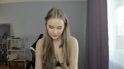 Snapshot of jimmy_and_amy chatting on 09/28/25, 01:05 Amy  next stream on Wednesday Thursday Friday Saturday and Sunday at 16 pm GMT3 online show from 09/28/25, 01:05