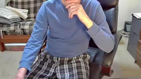 Snapshot of jimmy_d47 chatting on 12/25/24, 02:34 jimmy_d47 online show from 12/25/24, 02:34