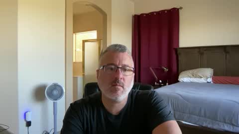 Snapshot of jimmyaaron chatting on 03/21/26, 03:48 Dad of Three online show from 03/21/26, 03:48