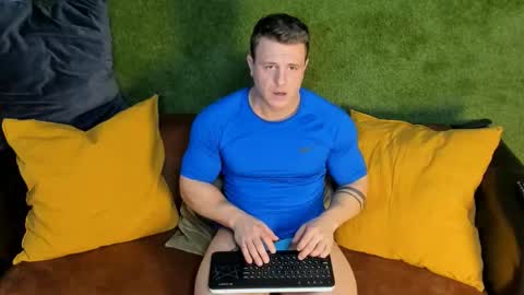 Snapshot of jimmyhardin21 chatting on 01/15/26, 05:49 Hardin online show from 01/15/26, 05:49