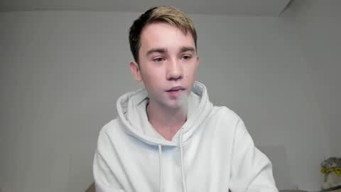 Snapshot of jimyti_bad_boy chatting on 01/16/25, 11:15 jimyti_bad_boy online show from 01/16/25, 11:15