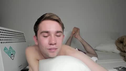 Snapshot of jimyti_bad_boy chatting on 01/25/25, 09:15 jimyti_bad_boy online show from 01/25/25, 09:15