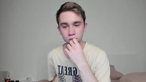 Snapshot of jimyti_bad_boy chatting on 02/04/25, 07:22 jimyti_bad_boy online show from 02/04/25, 07:22