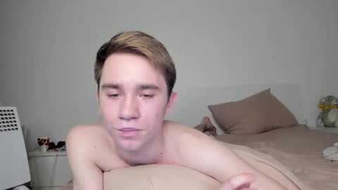 Snapshot of jimyti_bad_boy chatting on 02/05/25, 10:55 jimyti_bad_boy online show from 02/05/25, 10:55