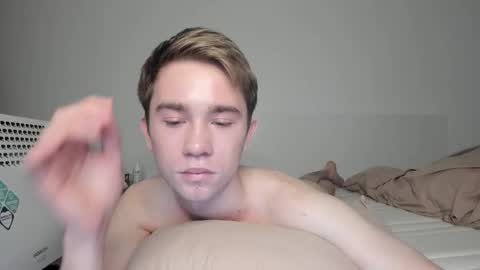 Snapshot of jimyti_bad_boy chatting on 02/12/25, 06:51 jimyti_bad_boy online show from 02/12/25, 06:51