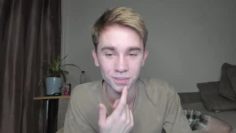 Snapshot of jimyti_bad_boy chatting on 11/03/25, 09:05 jimyti_bad_boy online show from 11/03/25, 09:05