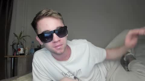 Snapshot of jimyti_bad_boy chatting on 02/03/26, 12:09 jimyti_bad_boy online show from 02/03/26, 12:09