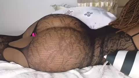 Snapshot of jinglefancypuff chatting on 12/11/24, 11:08 jinglefancypuff online show from 12/11/24, 11:08