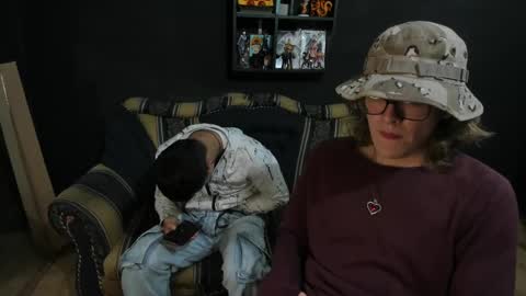 Snapshot of jinnbook chatting on 12/16/24, 04:45 JinnBook online show from 12/16/24, 04:45