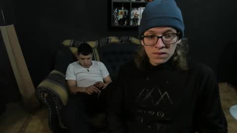 Snapshot of jinnbook chatting on 12/31/24, 11:53 JinnBook online show from 12/31/24, 11:53