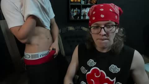 Snapshot of jinnbook chatting on 01/05/25, 04:59 JinnBook online show from 01/05/25, 04:59