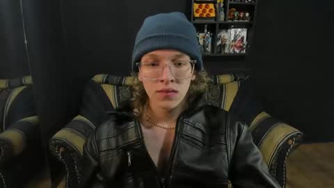 Snapshot of jinnbook chatting on 01/30/25, 11:55 JinnBook online show from 01/30/25, 11:55