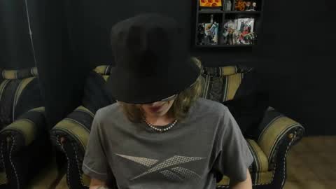 Snapshot of jinnbook chatting on 02/08/25, 07:04 JinnBook online show from 02/08/25, 07:04