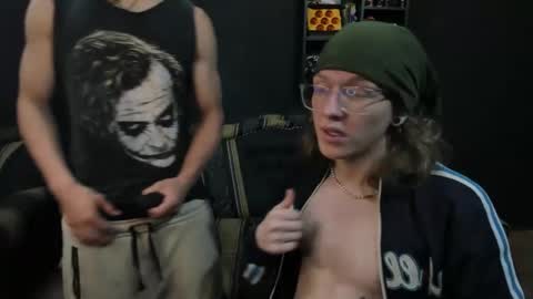 Snapshot of jinnbook chatting on 02/27/25, 11:31 JinnBook online show from 02/27/25, 11:31