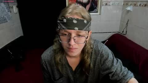 Snapshot of jinnbook chatting on 01/12/26, 07:24 JinnBook online show from 01/12/26, 07:24