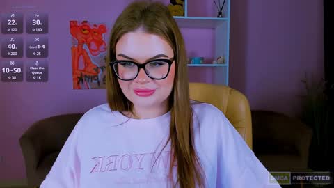 Snapshot of jinny_meow chatting on 12/19/24, 03:52 JInny  PVT IS OPEN  online show from 12/19/24, 03:52