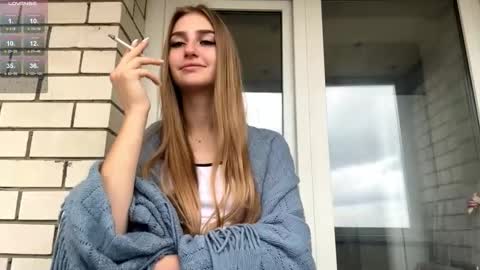 Jinny online show from 10/13/25, 07:08