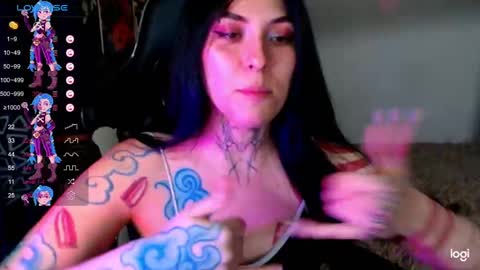 Snapshot of jinx_25 chatting on 01/06/25, 12:48  Jinx  online show from 01/06/25, 12:48