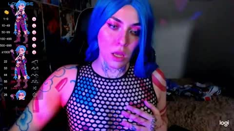 Snapshot of jinx_25 chatting on 01/10/25, 06:53  Jinx  online show from 01/10/25, 06:53