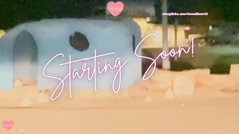 Snapshot of jinxy_loves chatting on 10/14/25, 10:43 jinxy loves online show from 10/14/25, 10:43