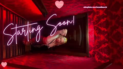 Snapshot of jinxy_loves chatting on 12/21/25, 09:44 jinxy loves online show from 12/21/25, 09:44