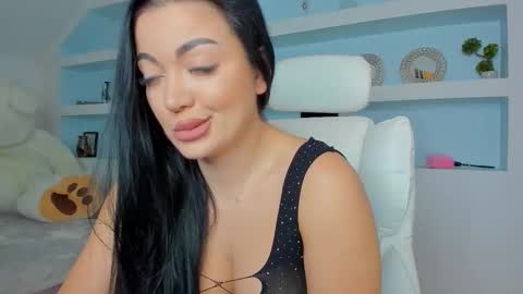 Juliee online show from 11/15/25, 07:10