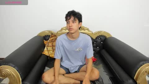 Snapshot of jisus_catt chatting on 01/17/26, 02:38 Jisusth online show from 01/17/26, 02:38